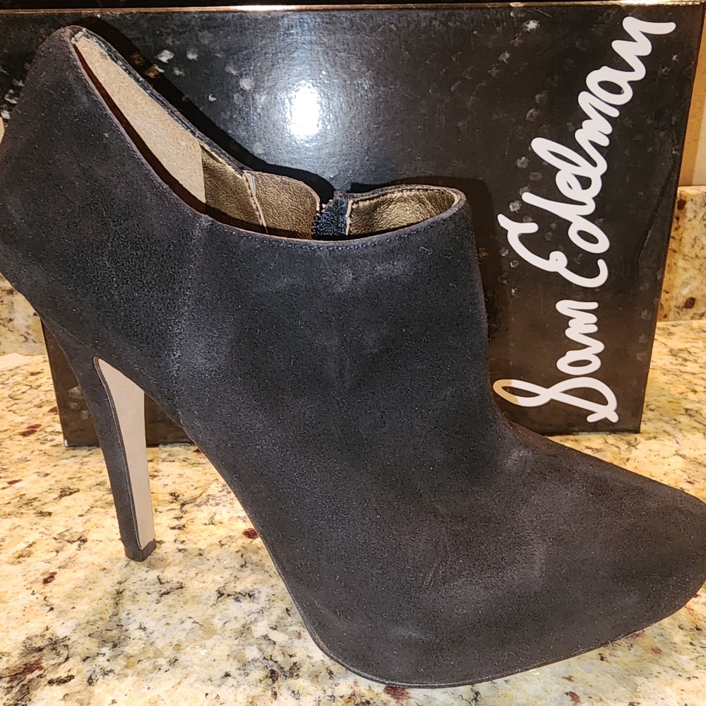 Womens Booties